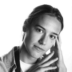 Meet your Posher, Диана